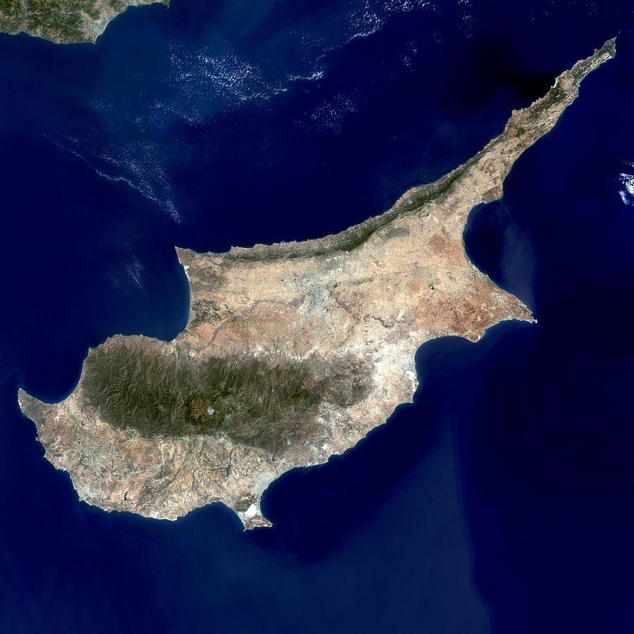 Siprus peta satelit